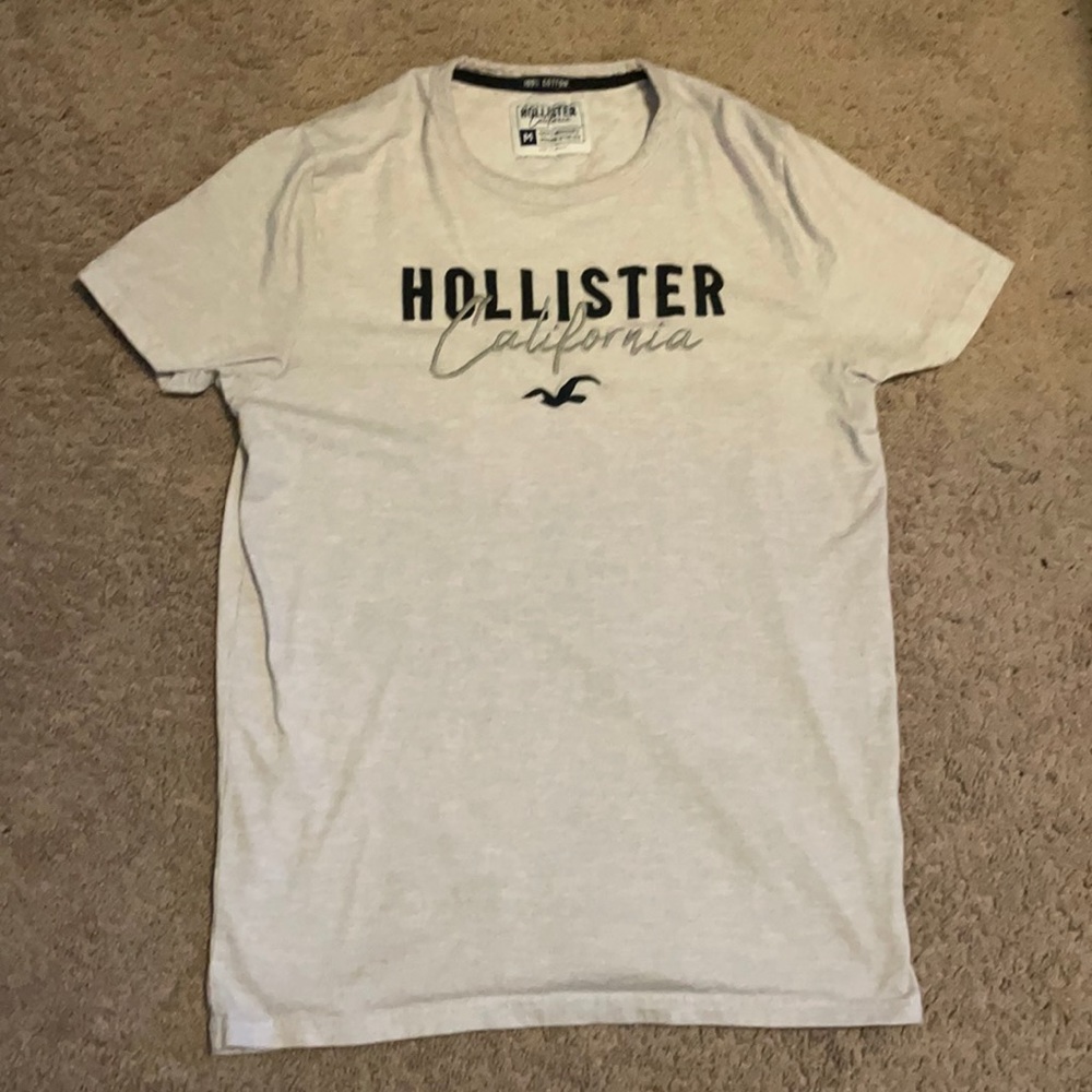 Hollister T-Shirt